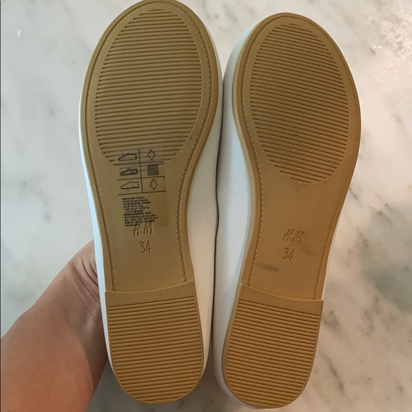 H&M white ballet flats - Picture 3 of 4